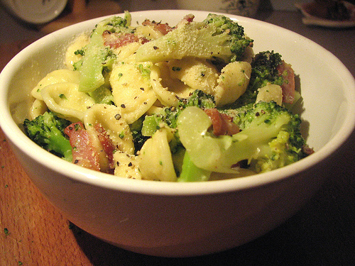broccoli-bacon-pasta.jpg